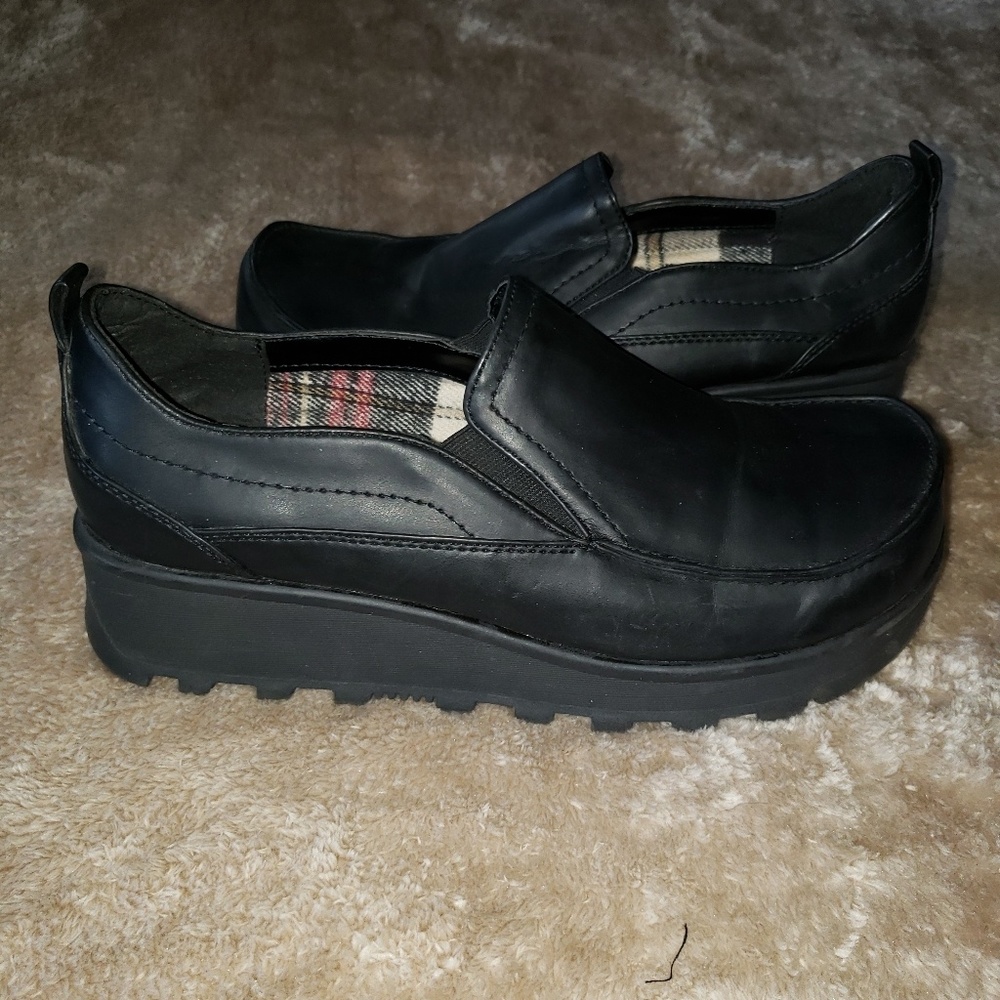 Excellent condition. Vintage 1997 Bumpers